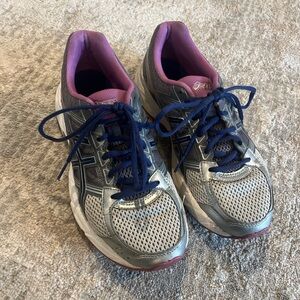 ASICS Size 8.5 Amplifoam Everyday Comfort Shoes